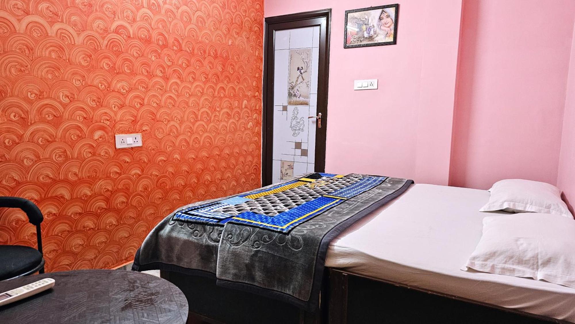 瓦拉纳西 Banjara House旅舍 外观 照片
